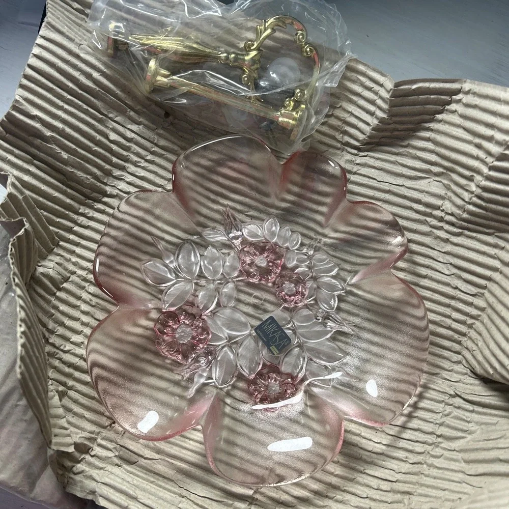 MIKASA ROSELLA 2 TIER TIDBIT SERVER‎ CRYSTAL PINK SATIN FLOWERS 1507